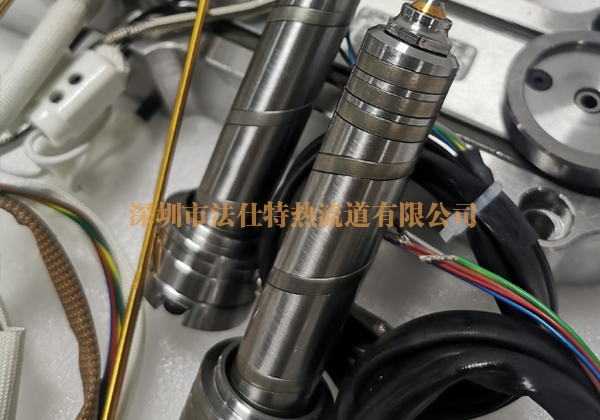 一出二針閥熱流道係統